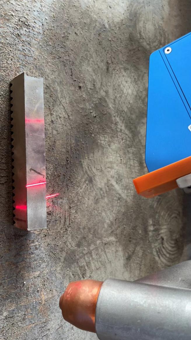 d895b45fa7d4f94a0a95715043712ef